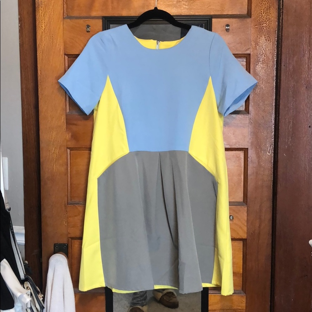 Never worn- color block dress